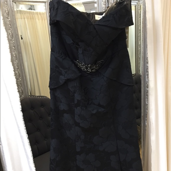 Feriani dress - Picture 1 of 5